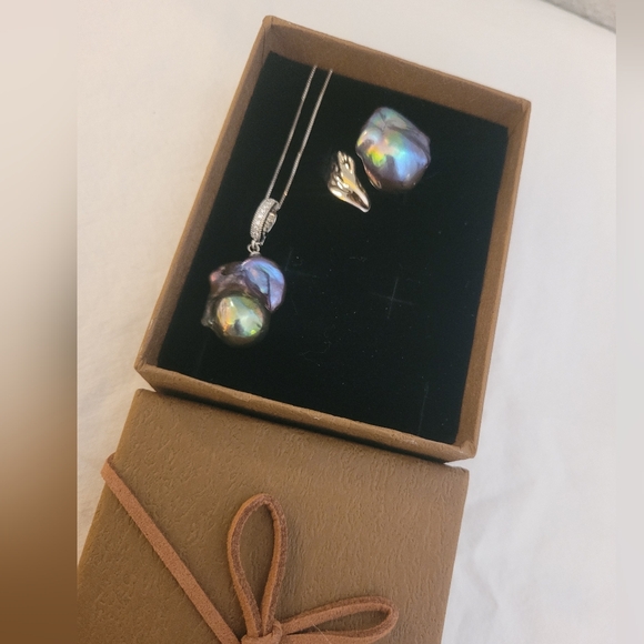 Freshwater Baroque Pearl Jewelry - Picture 4 of 10